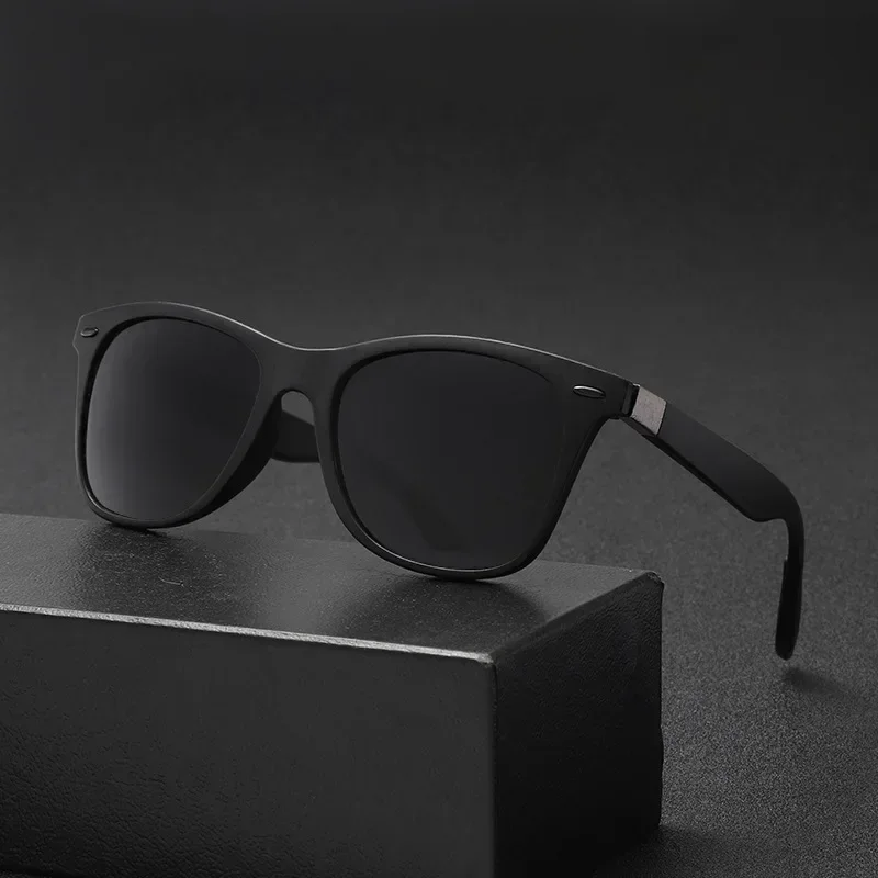 Occhiali da sole quadrati vint - Designer Sunglasses recensione e prezzo