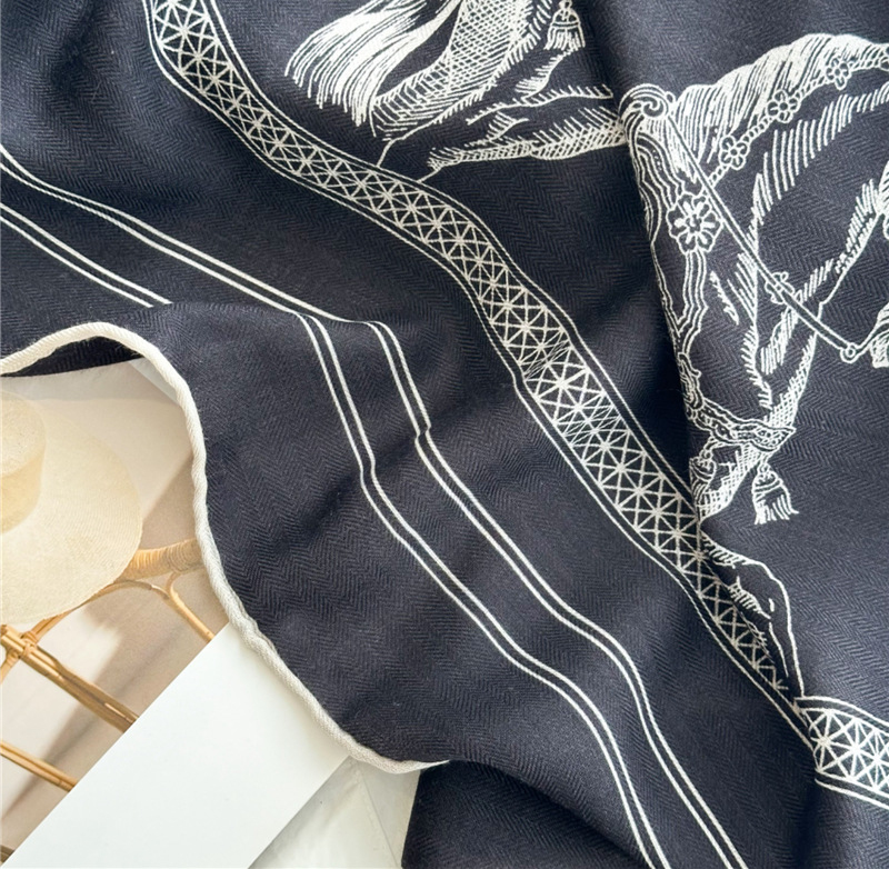 Sciarpa in misto seta di lana  - Cashmere Scarf recensione e prezzo