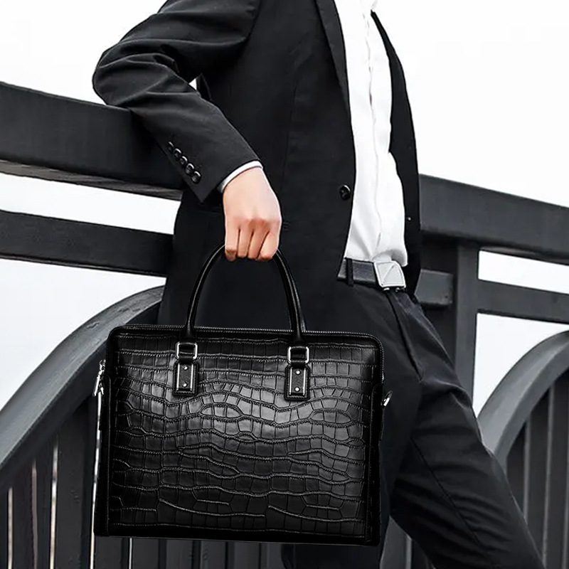Nuova Borsa da Uomo in Vera Pe - Leather Briefcase recensione e prezzo